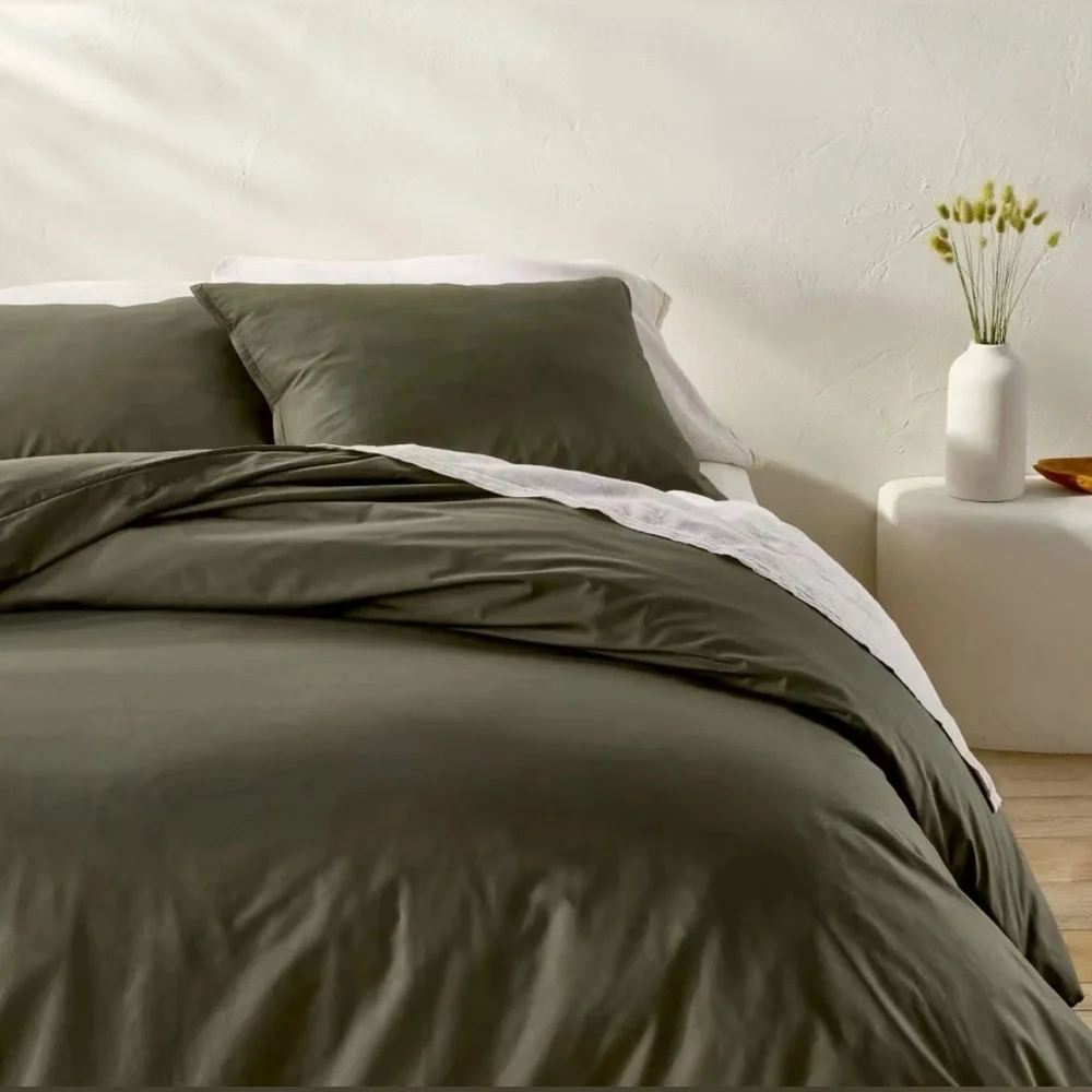 NWT Casaluna King Duvet + 2 shams set: Olive Green. Pet/smoke free home